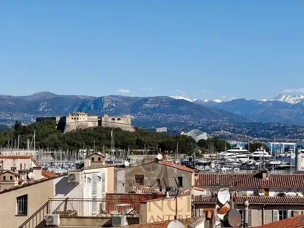VIEIL ANTIBES 3P Terrasse plein Sud