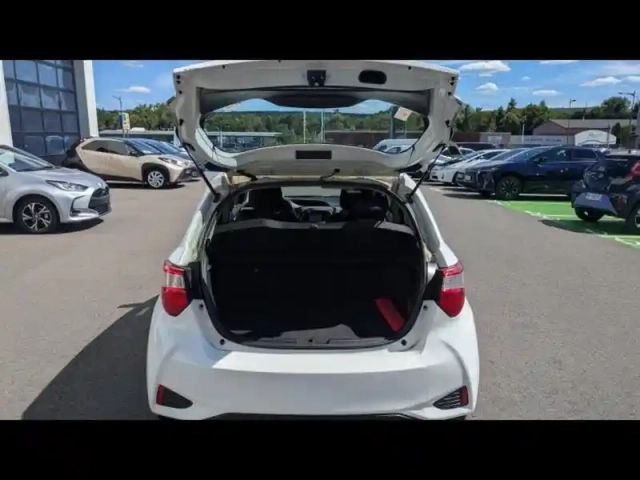 Toyota Yaris 110 vvt-i france 5p rc18 — photo 6