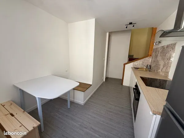 Appartement T3 meublé 50m2 - 2 chambres - Montelimar centre