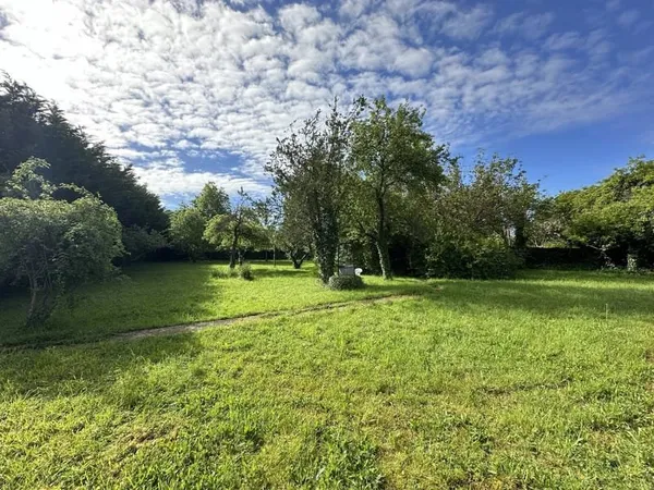 Terrain de 1366m2 Nandy