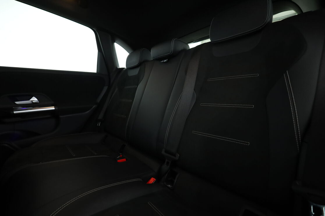 Mercedes-Benz Classe B 250e AMG Line Edition 8G-DCT — photo 13