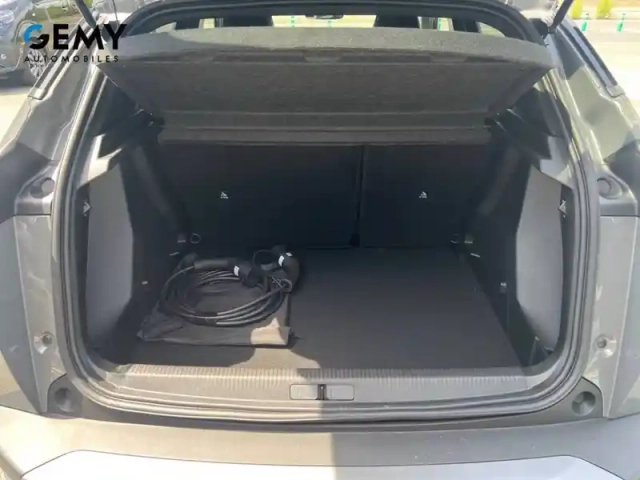 Peugeot 2008 electrique 54 kwh 156 ch — photo 27
