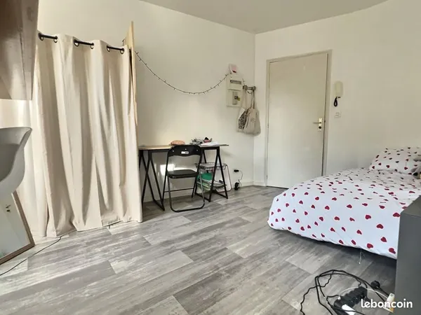 Studio 1 pièce 16 m²
