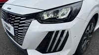 Peugeot 208 1.2 100ch S&S Allure — photo 17