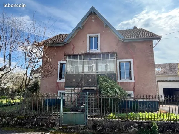 Maison 7 pièces 146 m²