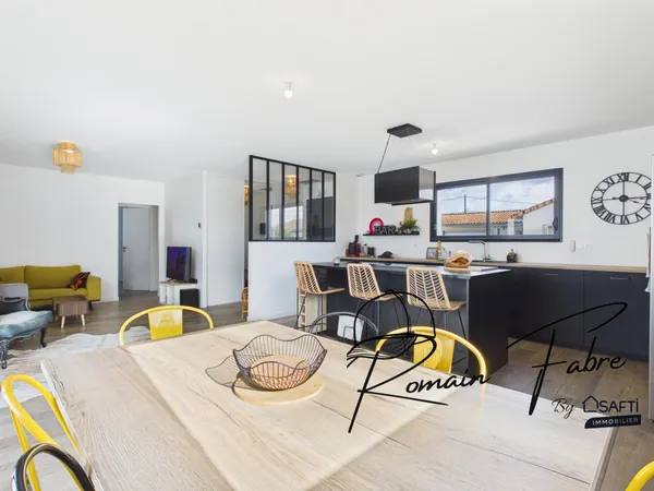 Maison récente de 2022 avec 3 chambres dont 1 suite parentale et garage non attenant