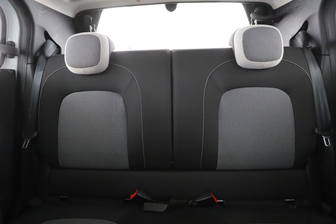 Renault Twingo 1.0 SCe Zen — photo 14
