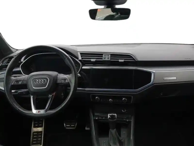 Audi Q3 sportback 45 tfsie  245 ch s tronic 6 — photo 11