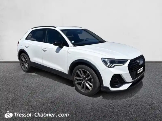 Audi Q3 35 tdi 150 ch s tronic 7 s line — photo 29
