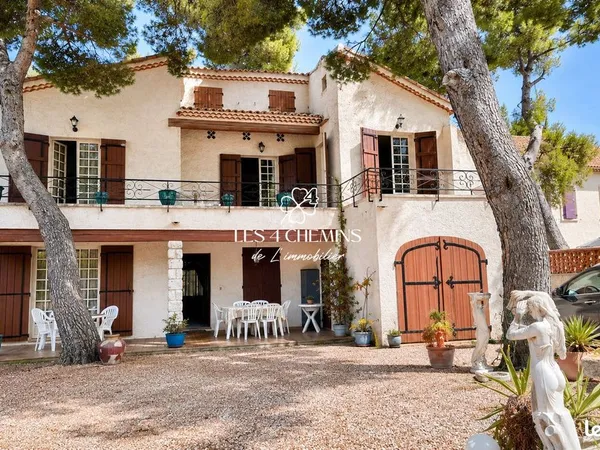 Villa 6 pièces 185 m²