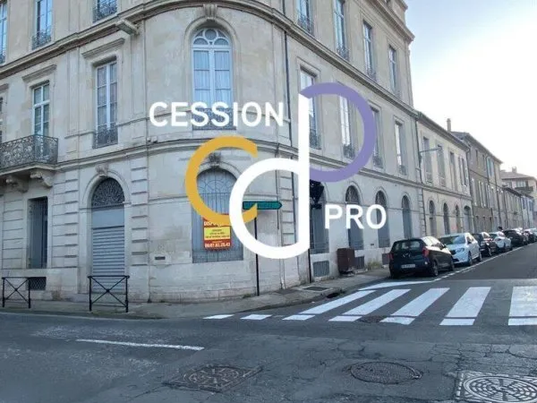 Bureau 375 m²