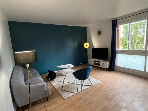 Colocation dans appartement 4 chambres entièrement rénovée Proche gare