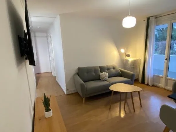 Chambre Disponible en Colocation avec Terrasse - BONNEFOY