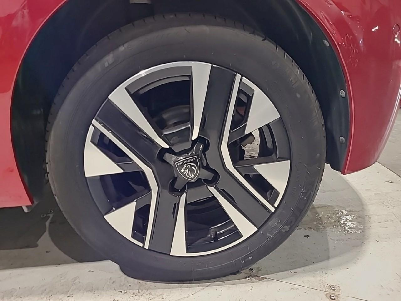 Peugeot 208 hybrid 100 e-dcs6 allure — photo 16