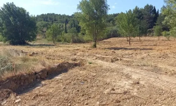 Terrain 505 m²