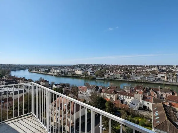 Appartement 4 pièces 77 m²