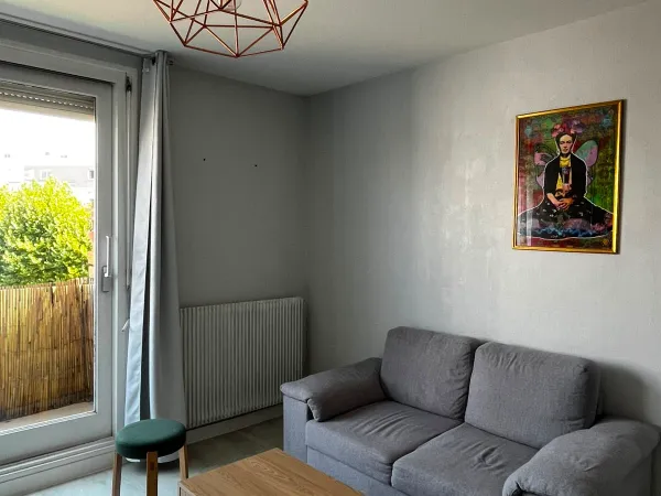 Loue chambre en colocation dans appartement