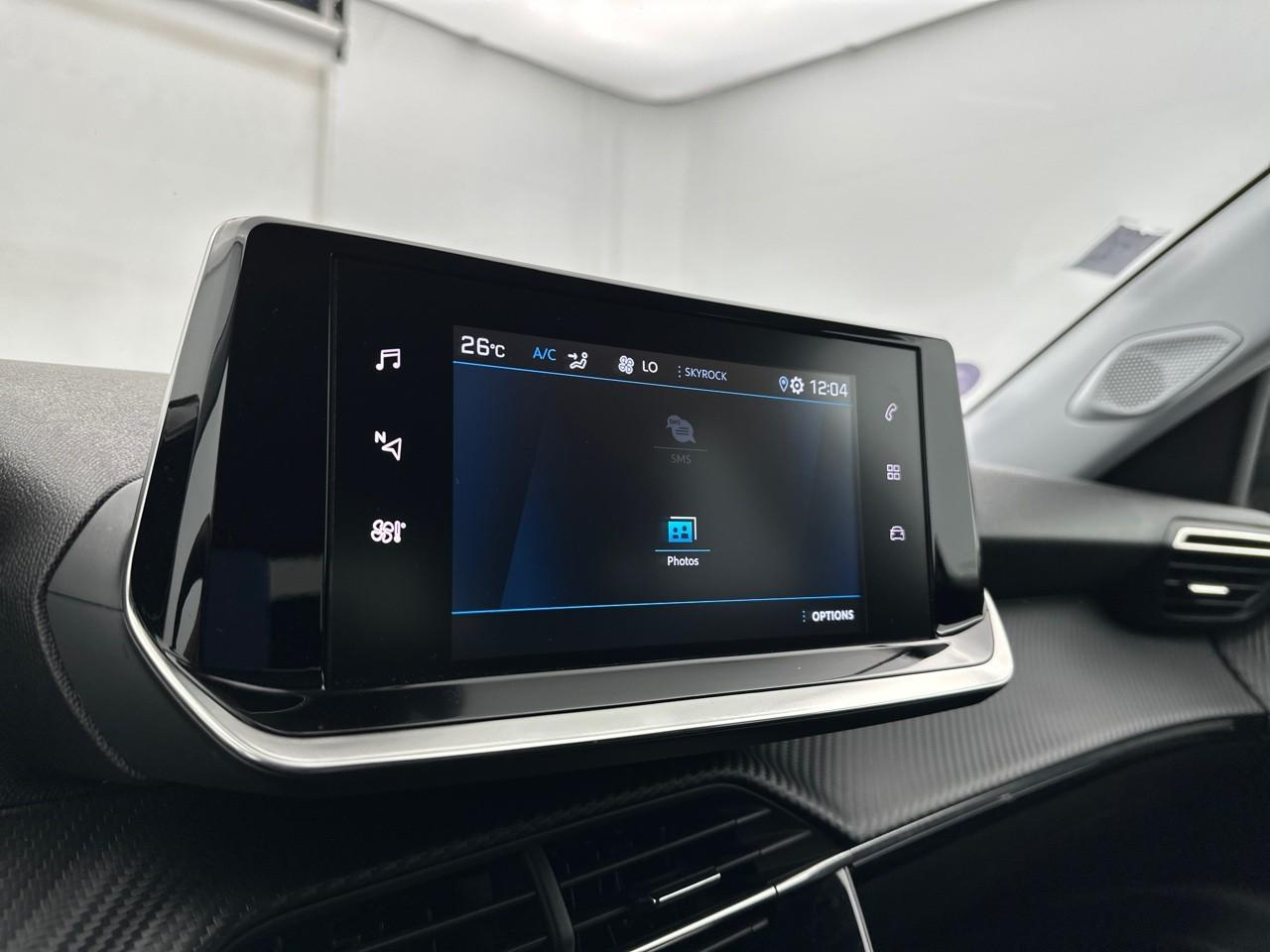Peugeot 2008 puretech 100 s&s bvm6 style — photo 24