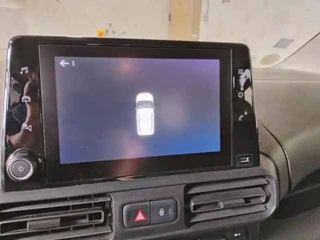 Citroën Berlingo taille m bluehdi 130 s&amp;s bvm6 shine — photo 26