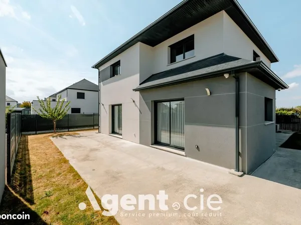 Maison 6 pièces 140 m²