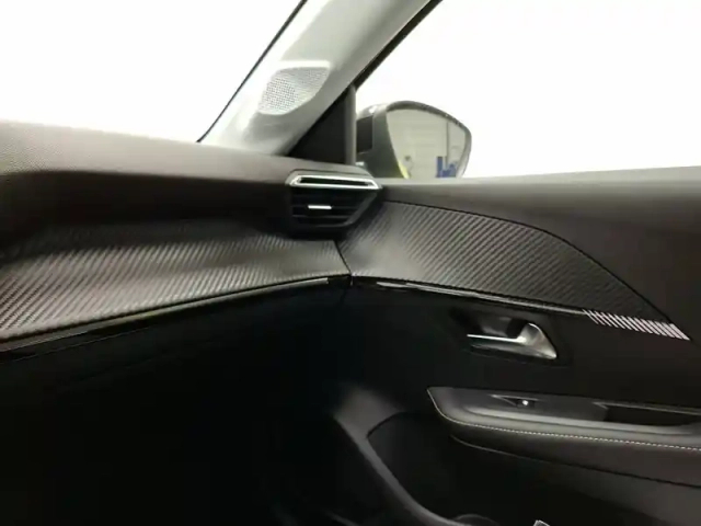 Peugeot 208 100 s&amp;s bvm6 — photo 28