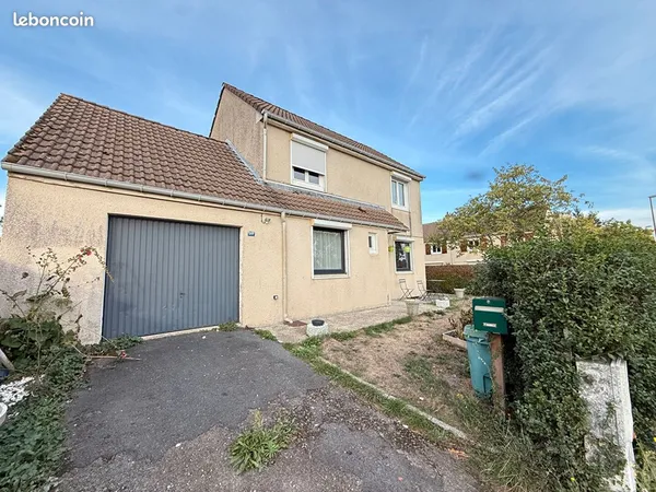 Maison 9 pièces 151 m²