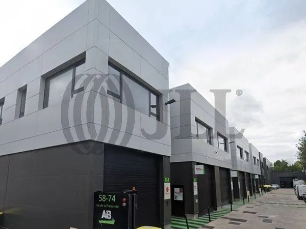 Local d'activité 396 m²