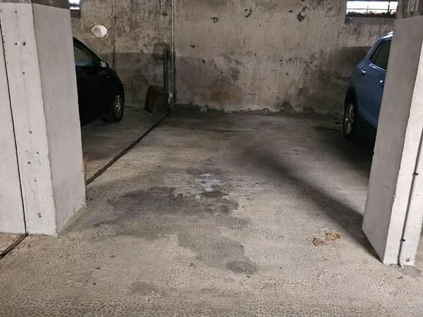 Loue place de parking souterrain