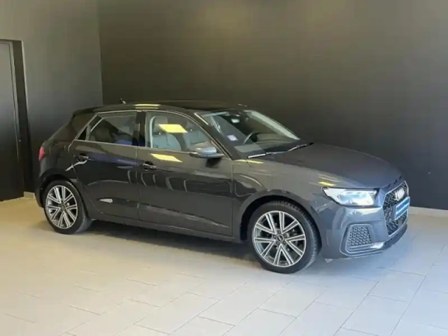 Audi A1 sportback 25 tfsi 95ch advanced — photo 7