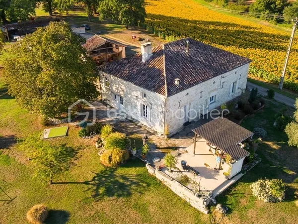 Maison 6 pièces 163 m²