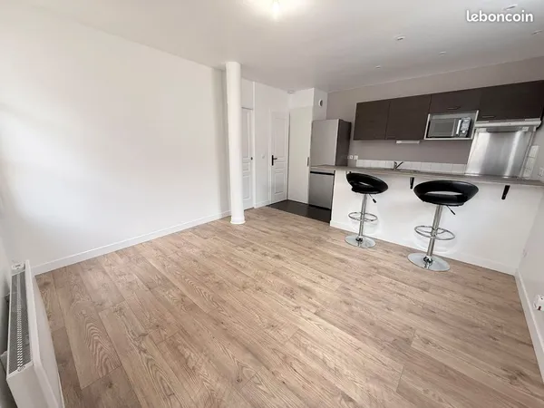 Appartement T2 château morigny champigny
