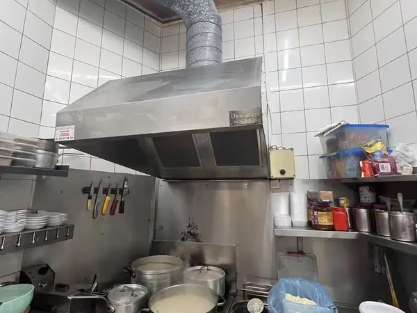 Restaurant 90 m² Paris
