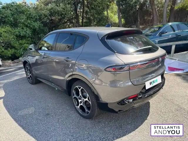 Alfa Romeo Tonale 1.3 hybride rechargeable phev 190ch at6 e-q4 — photo 7