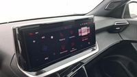 Peugeot 2008 1.2 PureTech 130ch S&S Allure EAT8 — photo 13