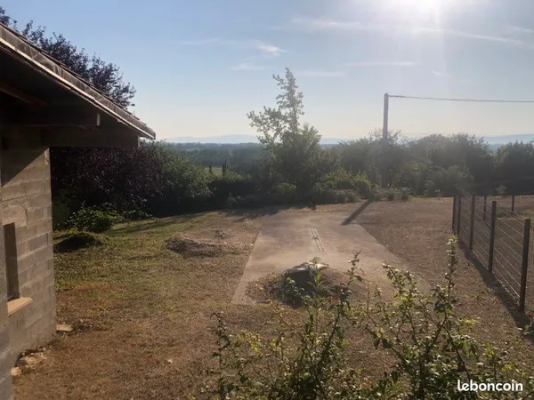 Terrain avec belle vue - BUELLAS