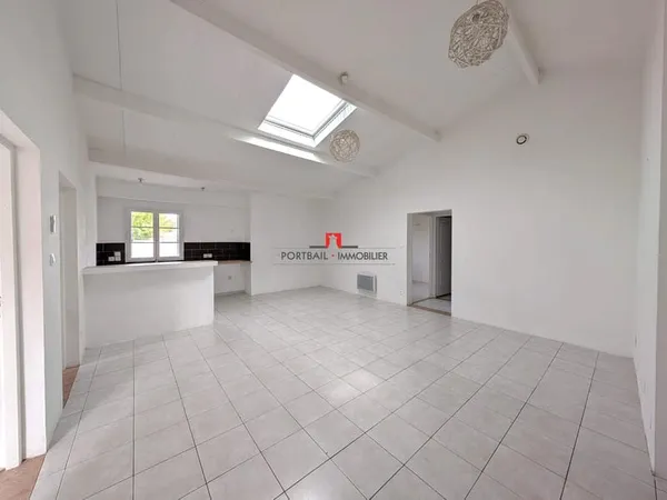 MAISON 3 CHAMBRE BERSON
