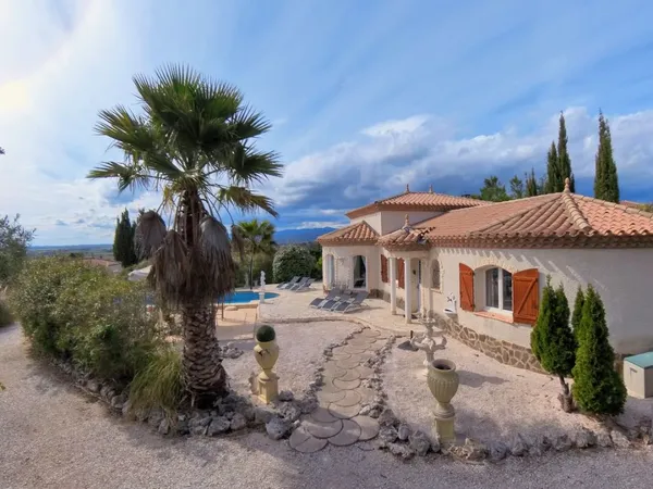 Villa Mediterraneenne Exclusive (100 m2) avec vue panoramique.