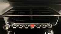 Peugeot 2008 1.2 PureTech 130ch S&S Allure Pack EAT8 — photo 26