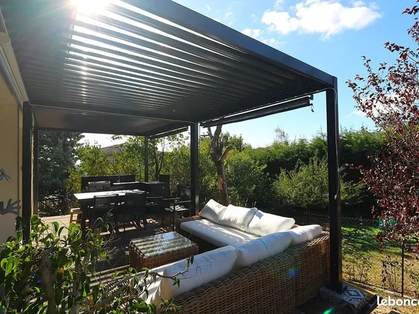 BELLE MAISON avec 4 chambres, 2 salles de bains + T2 indépendant, sur terrain de 664 m²