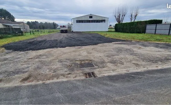 Bâtiment hangar à louer