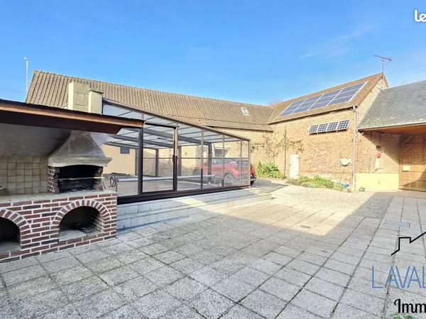Maison 6 pièces 350 m²