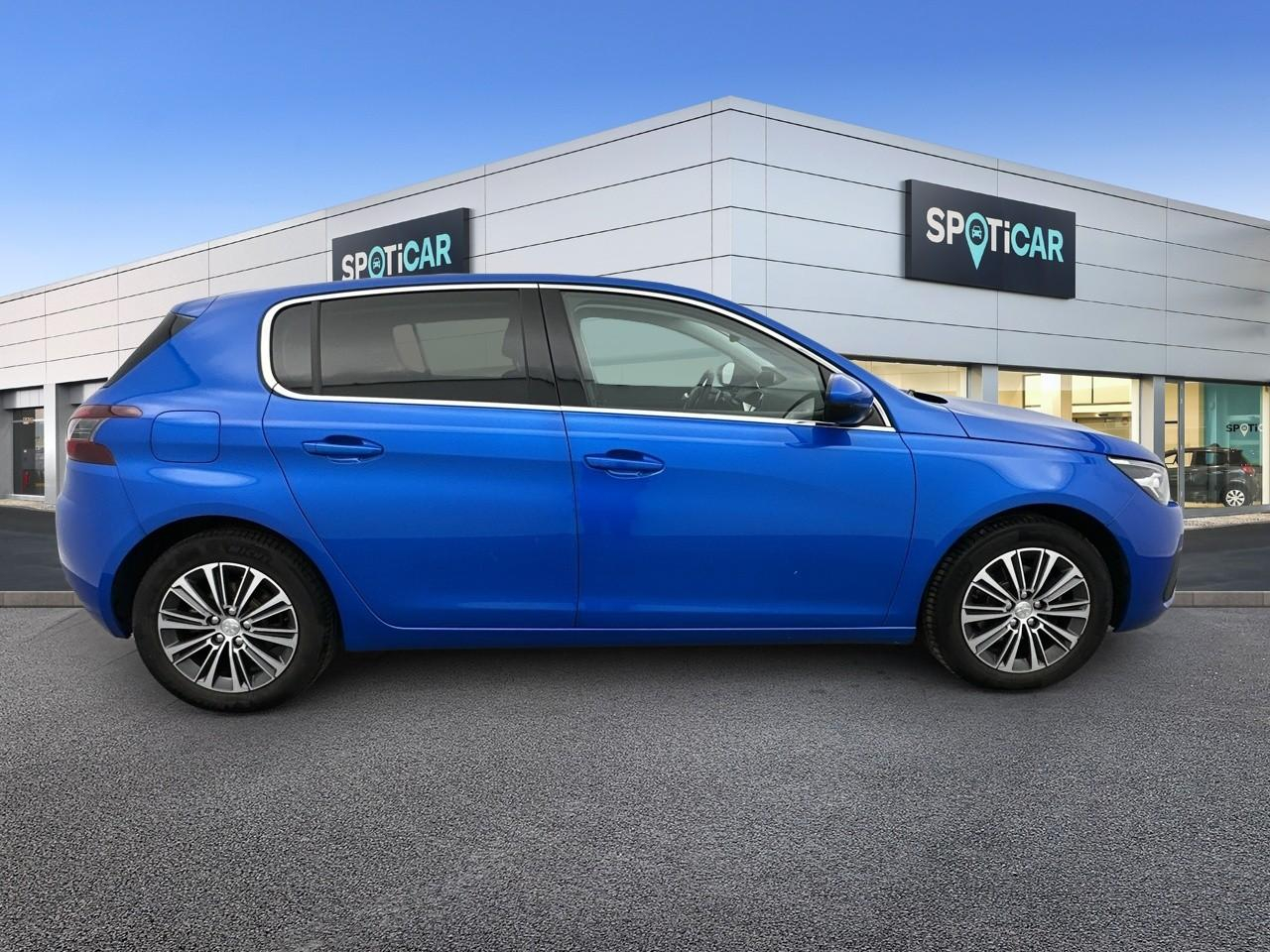 Peugeot 308 puretech 130ch s&s eat8 allure pack — photo 4