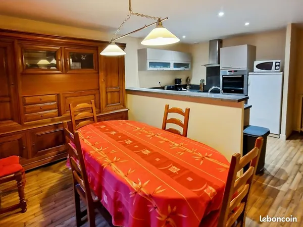 Maison 8 pièces 193 m²