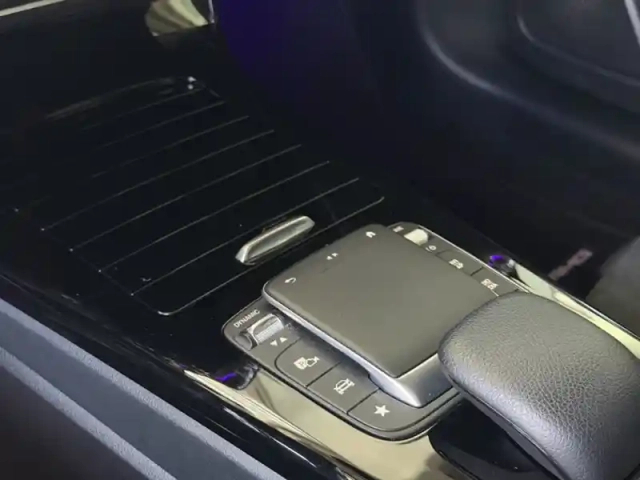 Mercedes Classe A 250 e amg line — photo 35