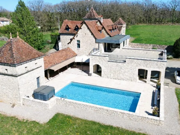Demeure 10 pièces 250 m²