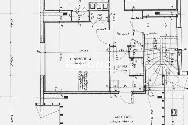 Maison 7 pièces 285 m²