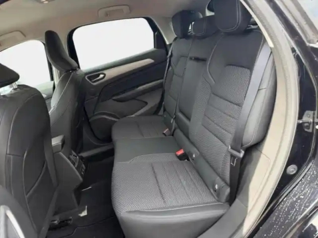 Renault Arkana 1.3 tce mild hybrid 140ch techno edc -22 — photo 12