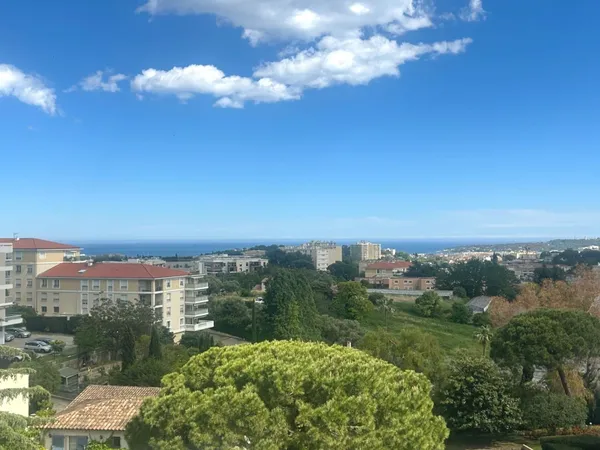 Dernier Étage 3 Pièces Calme Vue Mer