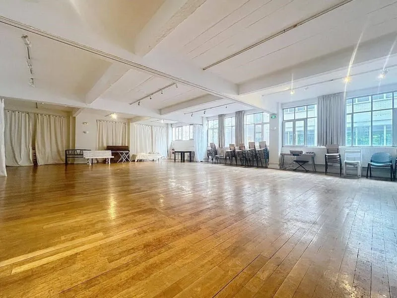 Photo 1