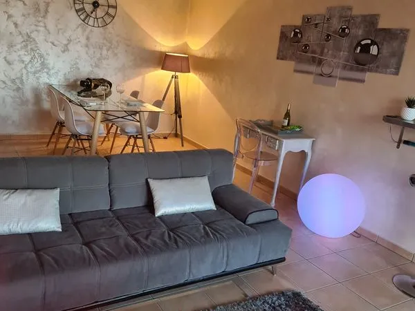 T2 48.5m2 dans petite copro
